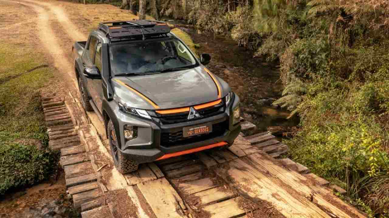 Mitsubishi L200 Savana Sertoes