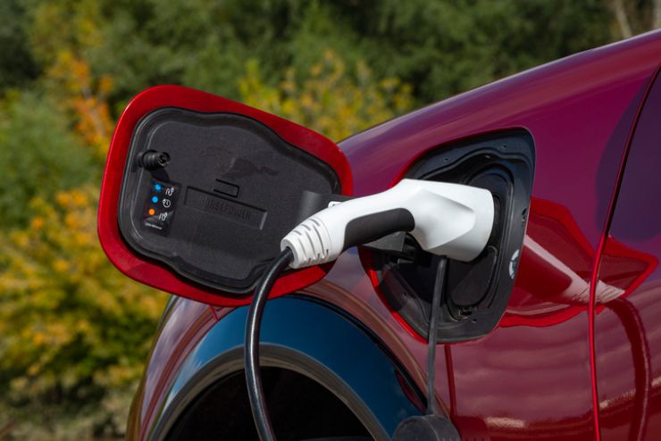 Ricarica auto elettrica Ford