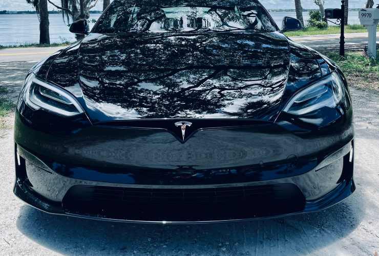 Tesla Model S Plaid, fronte