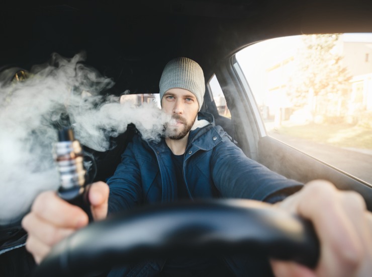 sigarette svapo in auto