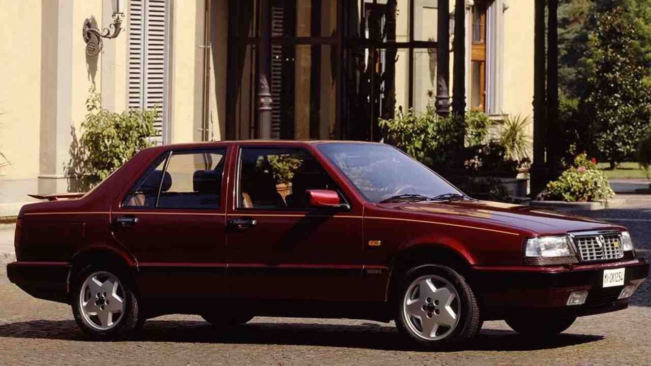 Lancia, un coche con motor Ferrari: los entusiastas están enloquecidos Se han inspirado en una gran tradición