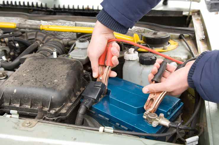 Batteria auto scarica - Autoruote4x4.com
