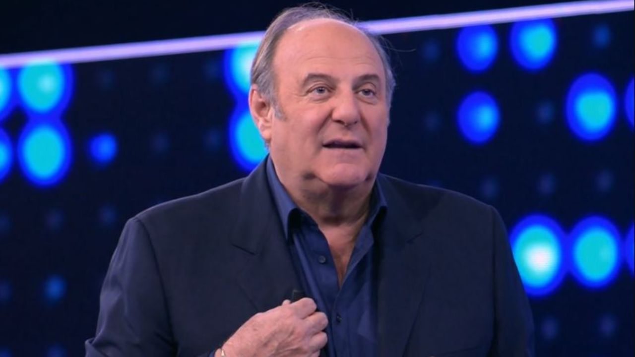 Iconic TV Host Gerry Scotti’s New Passion: Porsches and Sports Cars