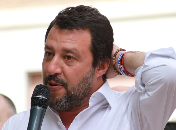 Il ministro dei trasporti Matteo Salvini - fonte depositphotos.com - autoruote4x4.com