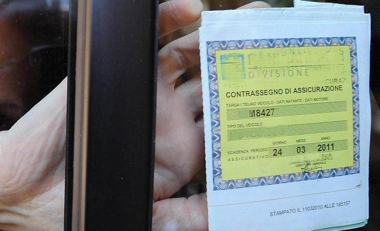 Quali documenti avere in macchina
